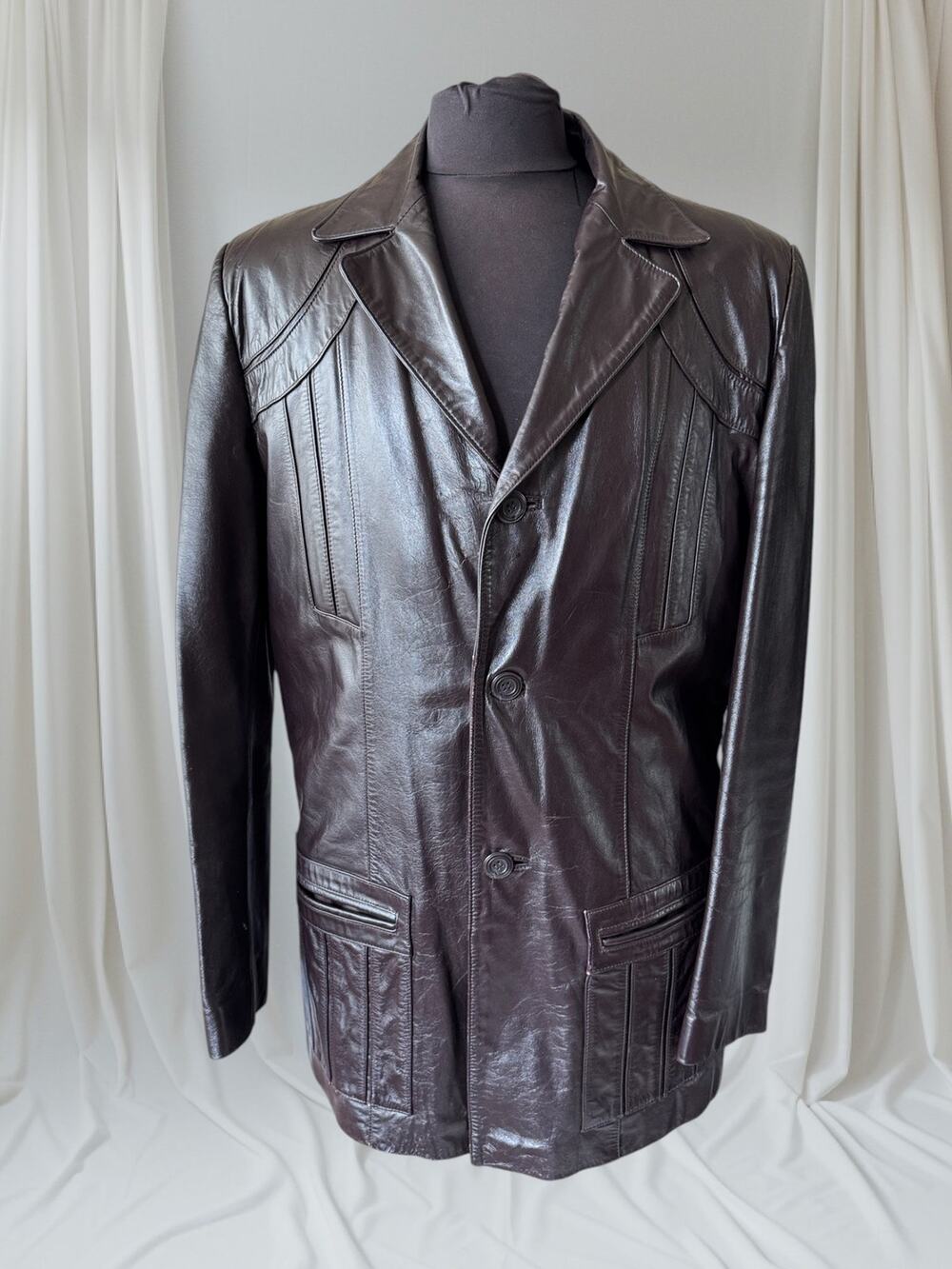 Men's 1970's Dark Brown Vintage Leather Jacket, L 42